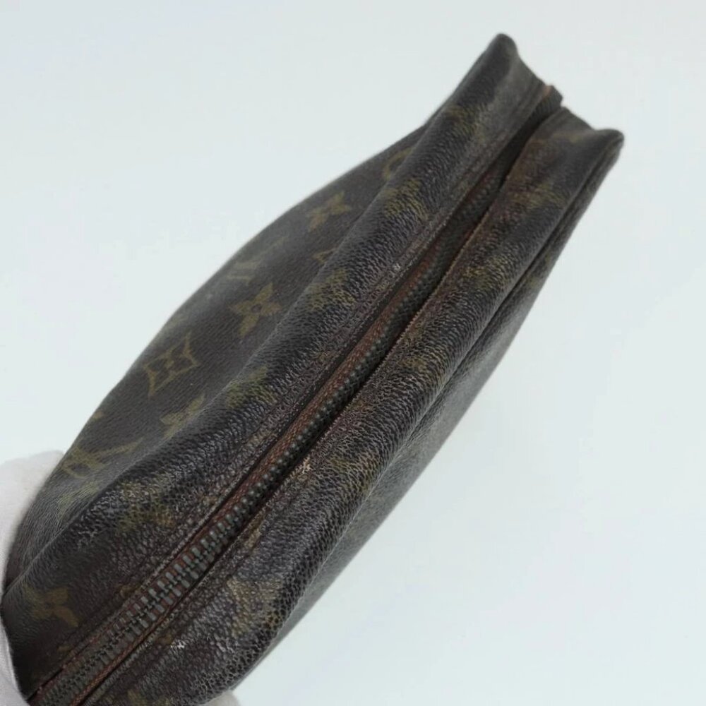 LOUIS VUITTON Monogram Trousse Toilette 23 Clutch Bag - Picture 7 of 14